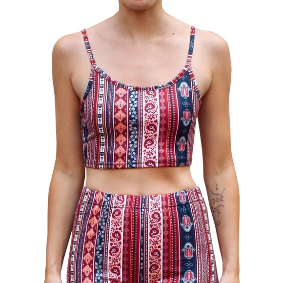 Bell bottom pants and crop cami top in Marsala paisley - Picture 2 of 7